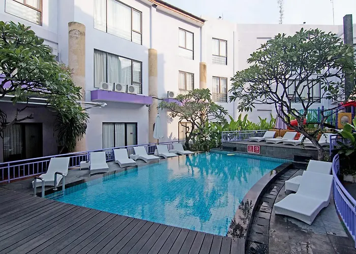 Zen Kuta Park 1 ホテル 4*